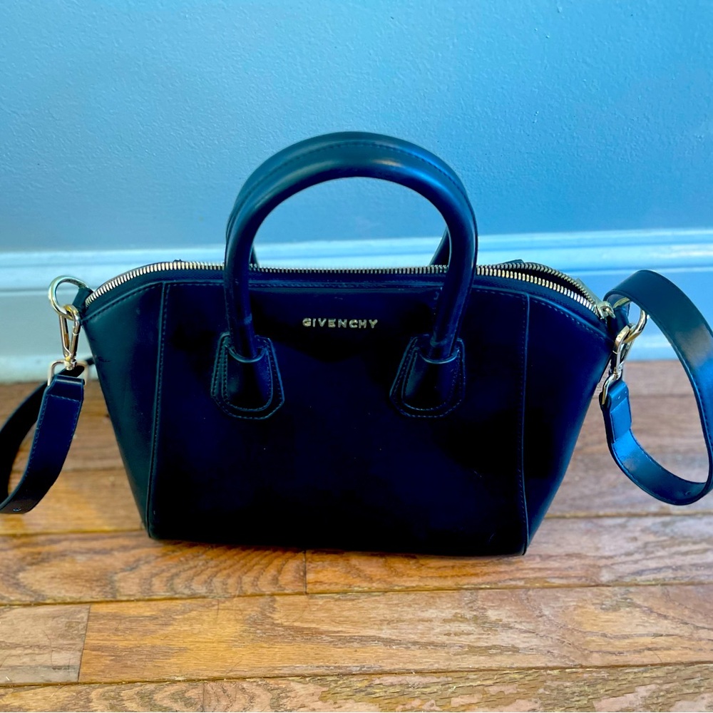Givenchy Antigona Full Size Bag